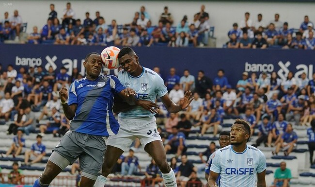 Màn chạm trán nảy lửa giữa Universidad Catolica vs Club Sport Emelec
